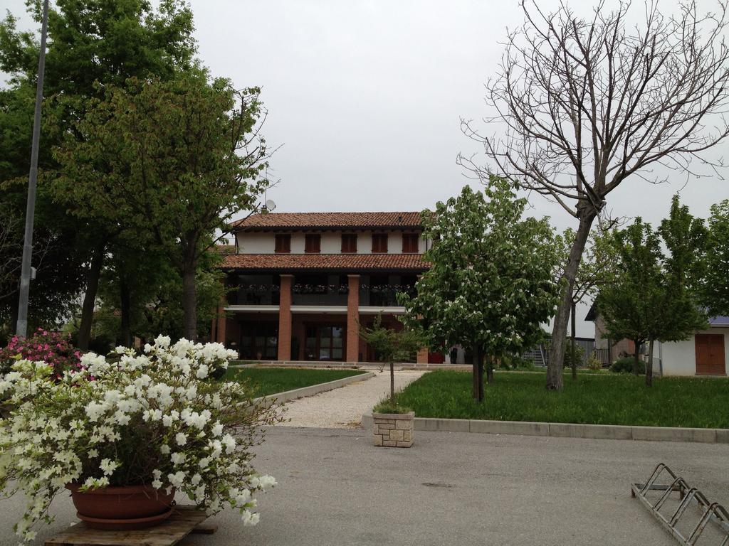 Agriturismo Nonis San Vito al Tagliamento Ngoại thất bức ảnh
